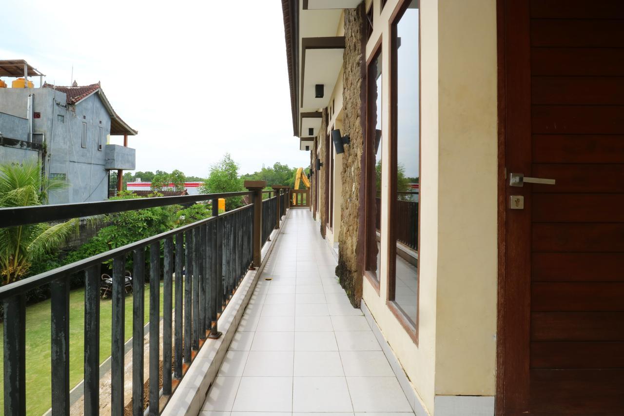 Pondok Jempiring Kuta  Bagian luar foto
