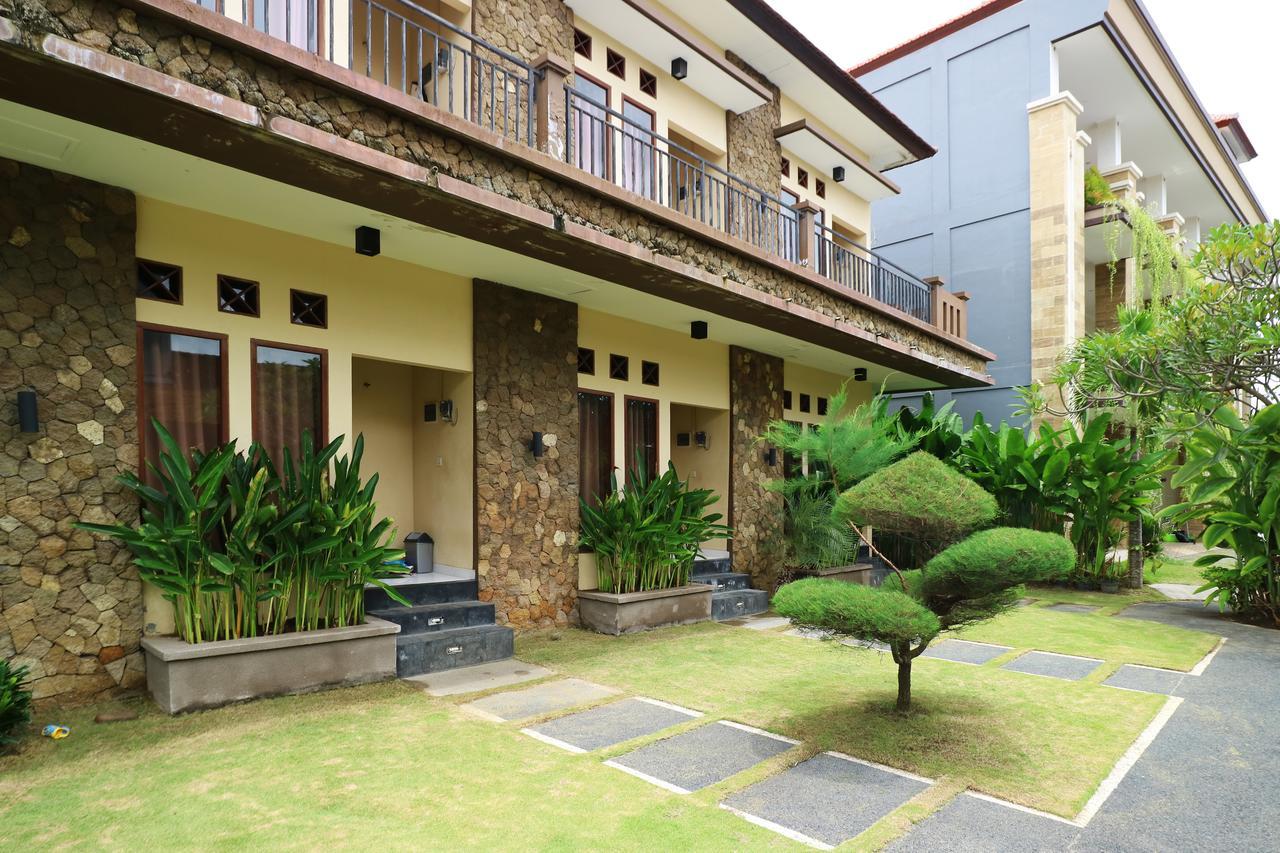 Pondok Jempiring Kuta  Bagian luar foto