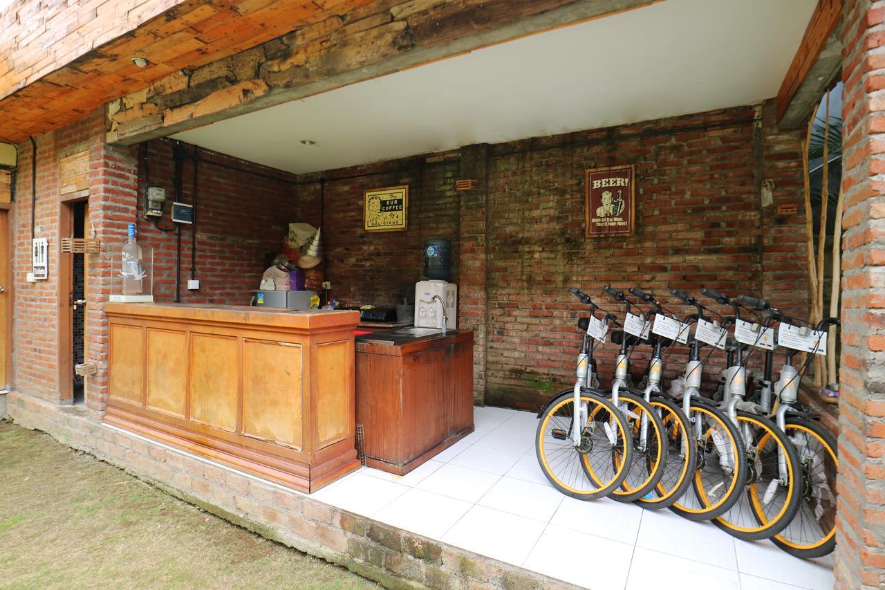 Pondok Jempiring Kuta  Bagian luar foto