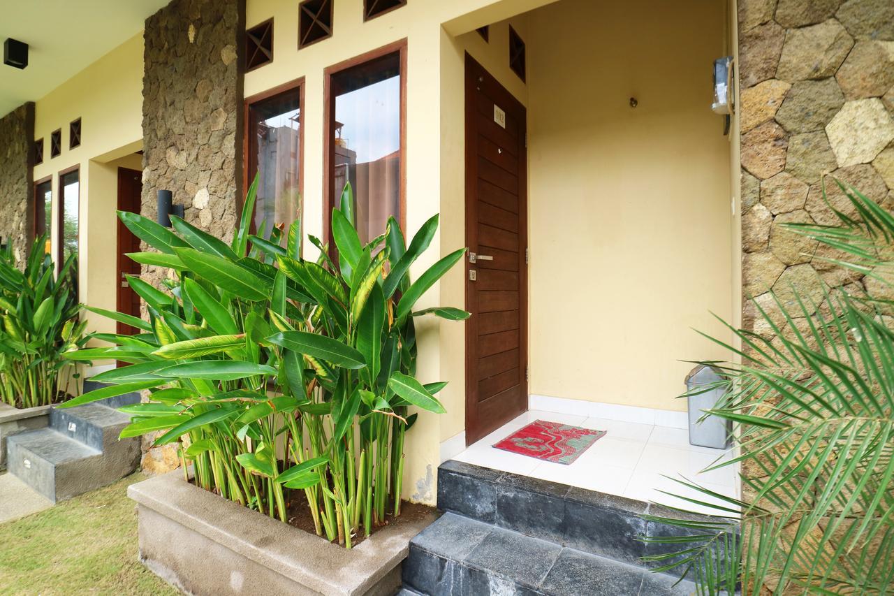 Pondok Jempiring Kuta  Bagian luar foto