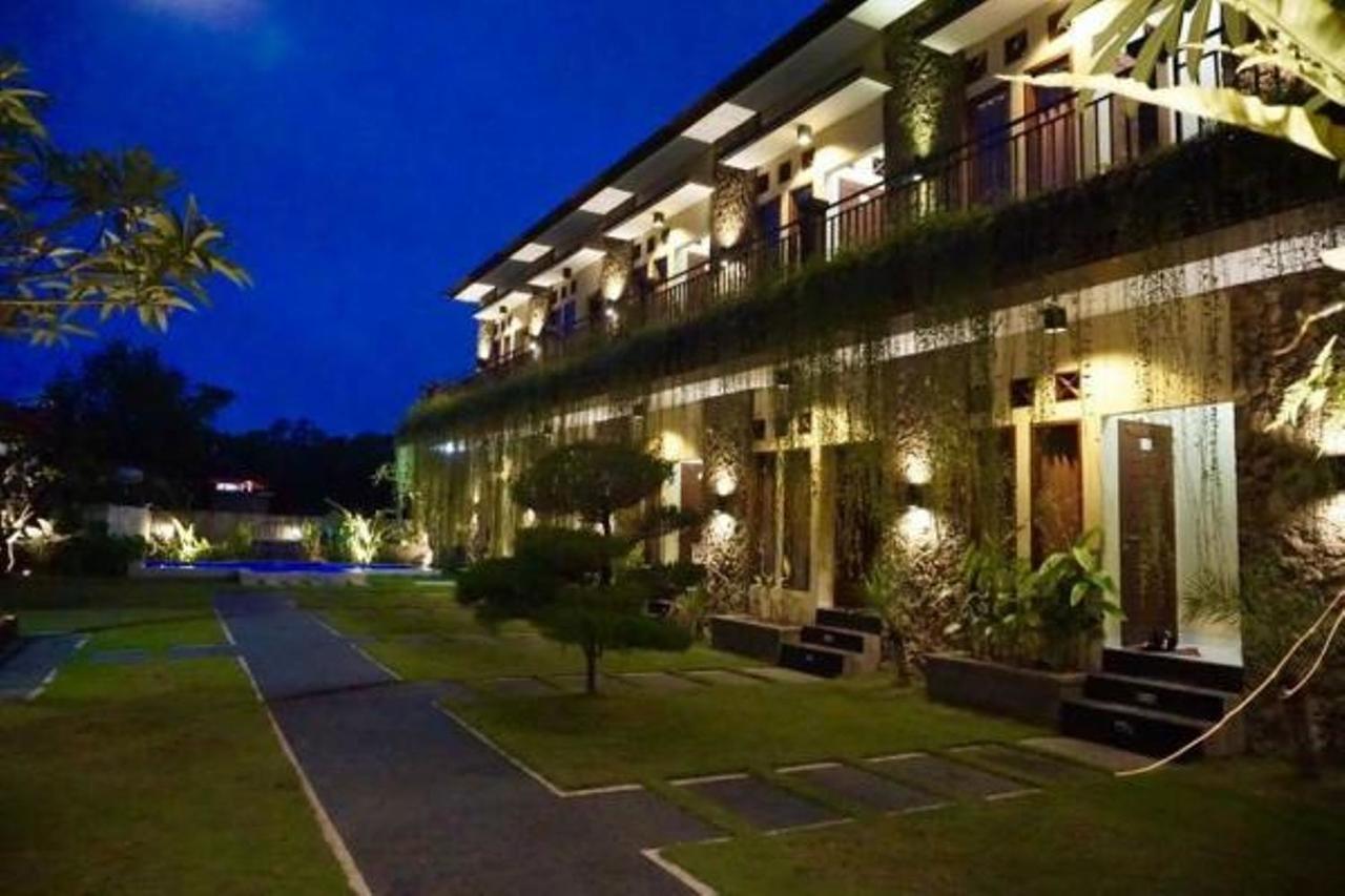 Pondok Jempiring Kuta  Bagian luar foto