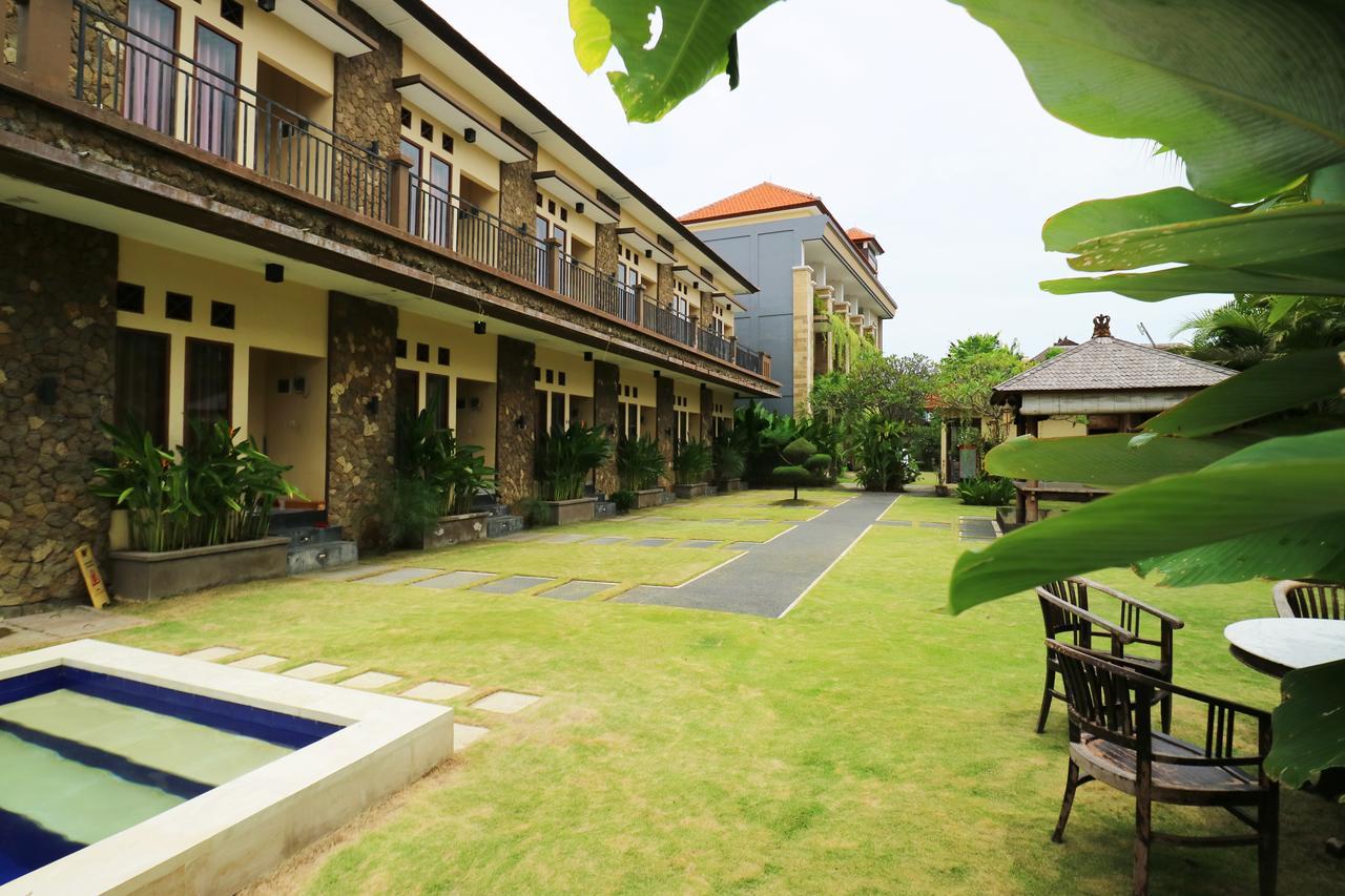 Pondok Jempiring Kuta  Bagian luar foto