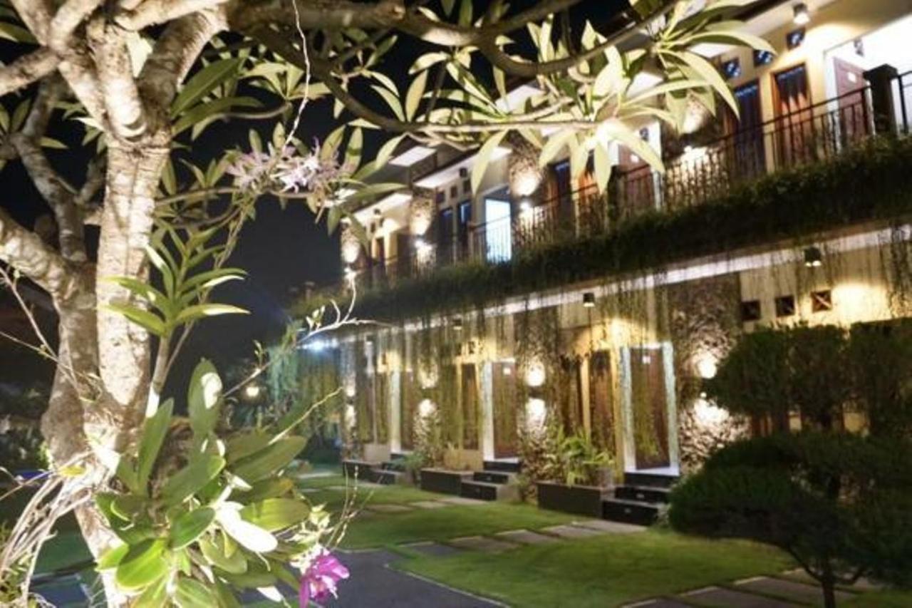 Pondok Jempiring Kuta  Bagian luar foto