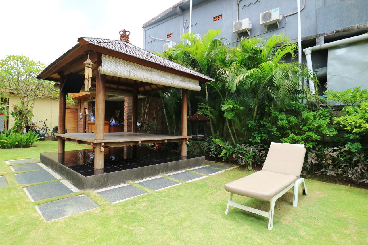 Pondok Jempiring Kuta  Bagian luar foto