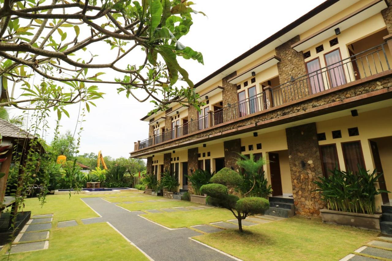 Pondok Jempiring Kuta  Bagian luar foto