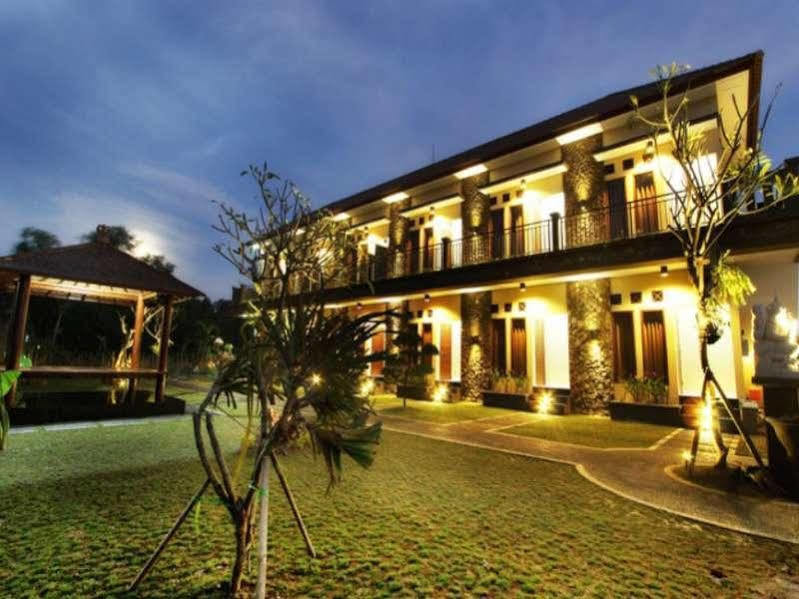 Pondok Jempiring Kuta  Bagian luar foto